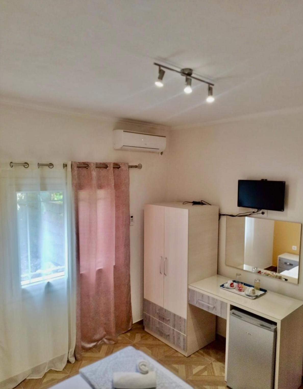 Dagos Rooms Dhërmi Εξωτερικό φωτογραφία