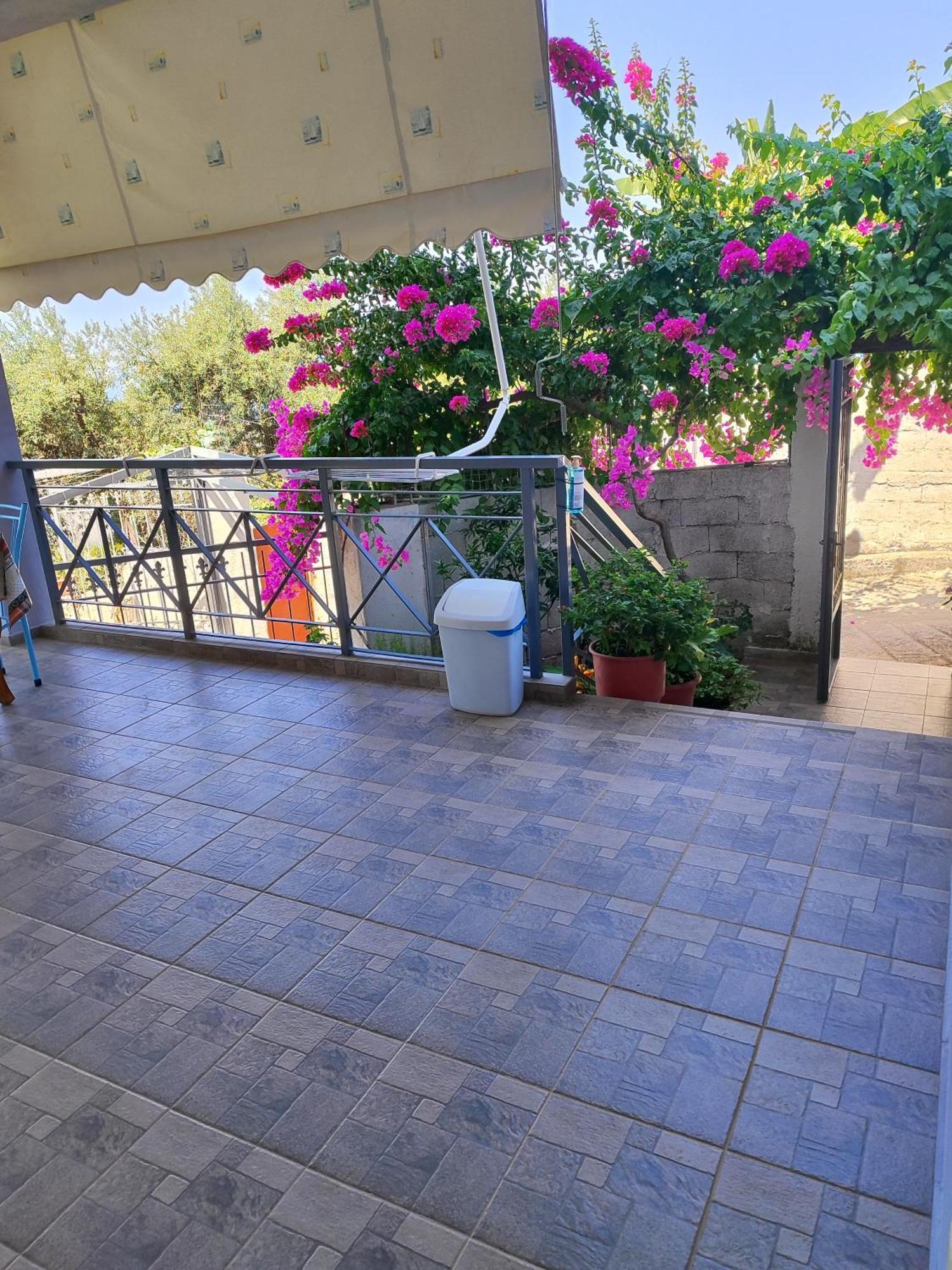 Dagos Rooms Dhërmi Εξωτερικό φωτογραφία
