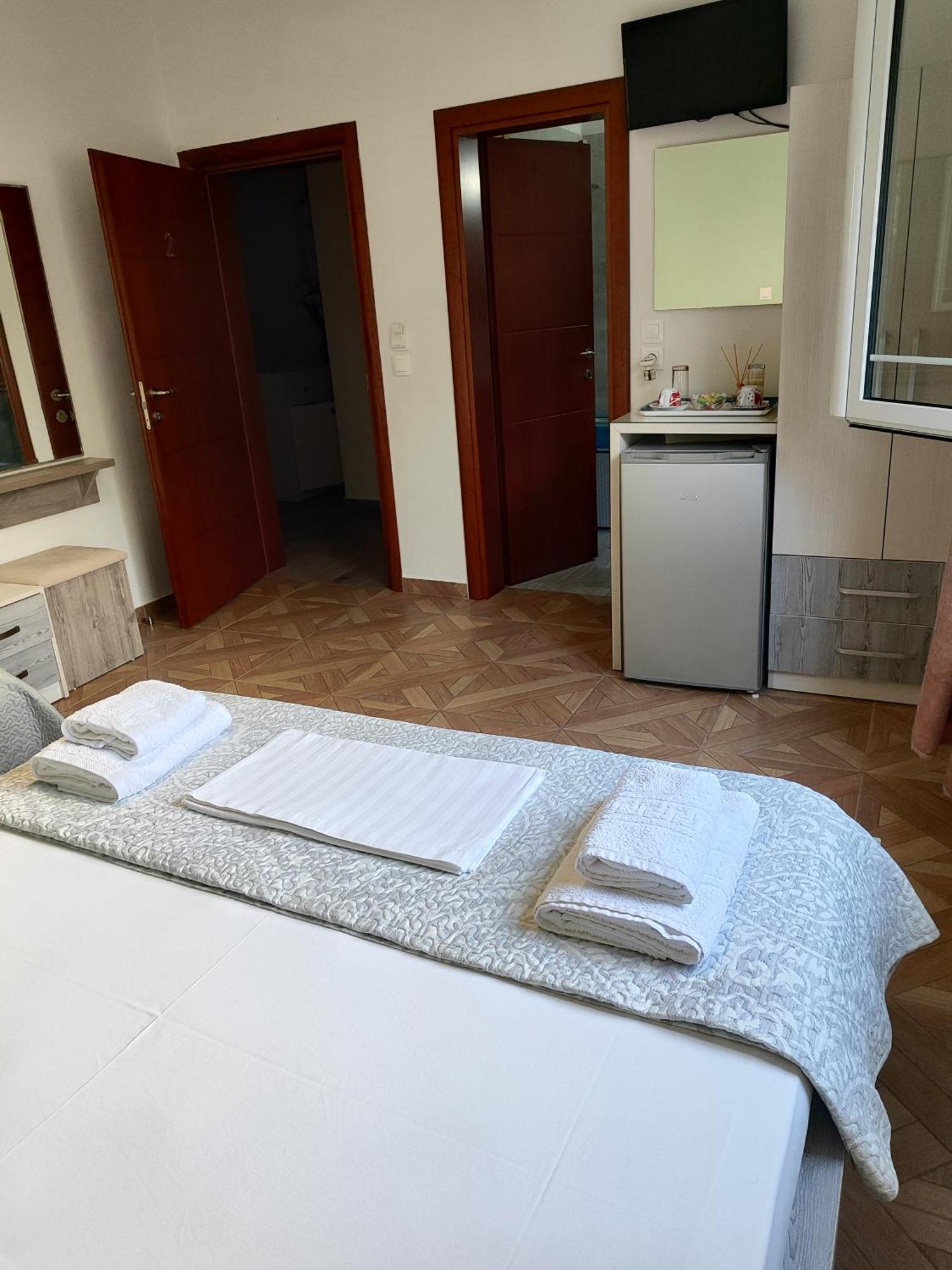 Dagos Rooms Dhërmi Εξωτερικό φωτογραφία